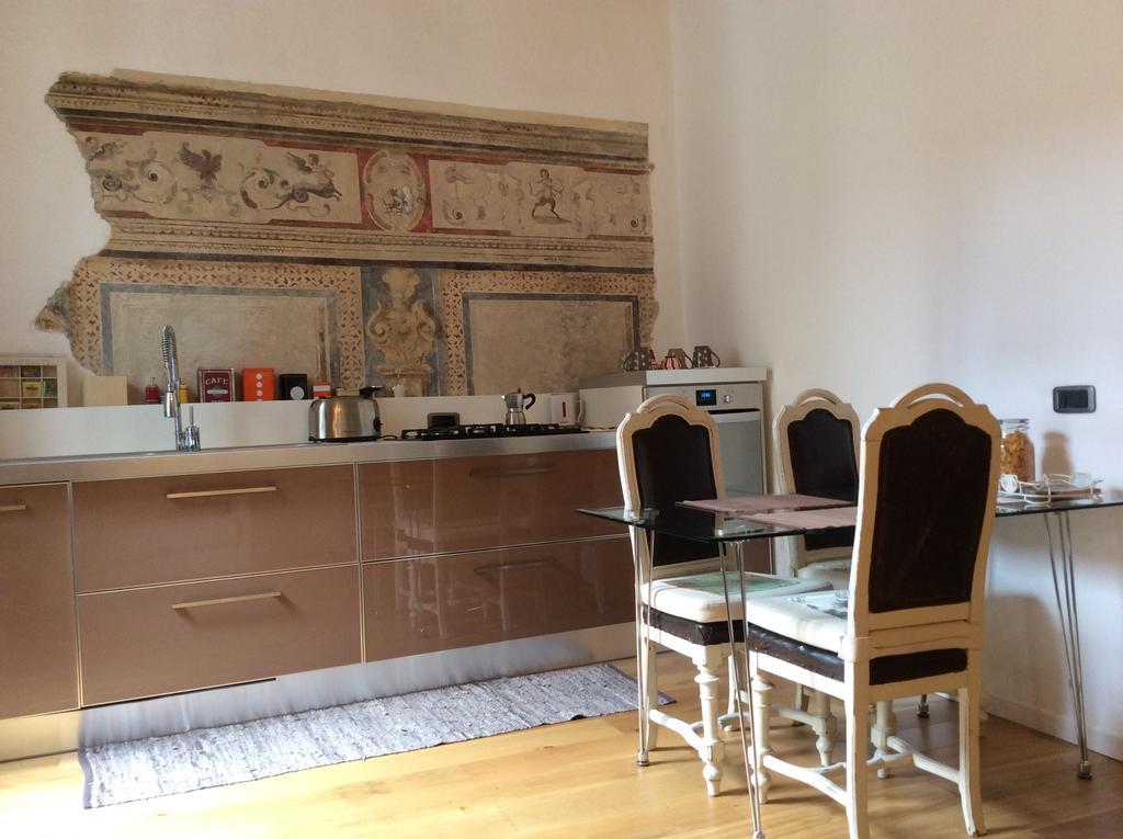 Ferienwohnung Accademia Deluxe Bergamo Zimmer foto