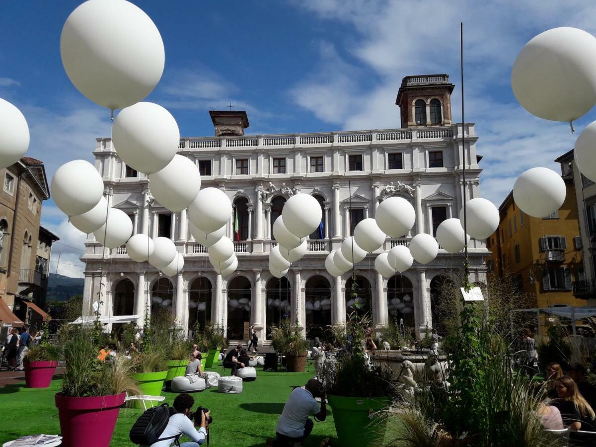 Ferienwohnung Accademia Deluxe Bergamo Exterior foto