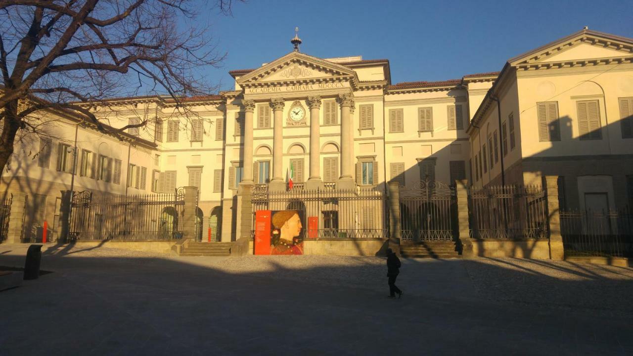 Ferienwohnung Accademia Deluxe Bergamo Exterior foto